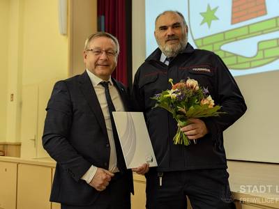 ueberreichung der ernennungsurkunde