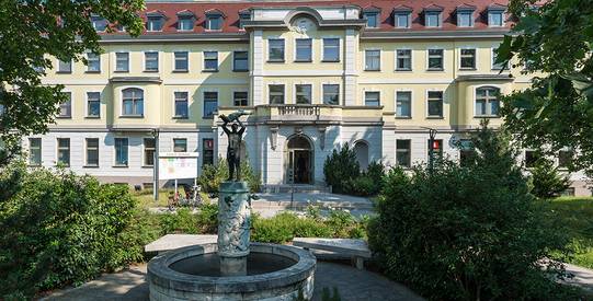 Leuna - Gesundheitsamt leuna gesundheitszentrum 01 egbert schmidt